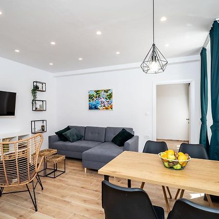 Apartments Marta Цавтат Экстерьер фото