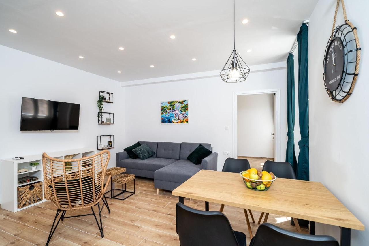 Apartments Marta Цавтат Экстерьер фото