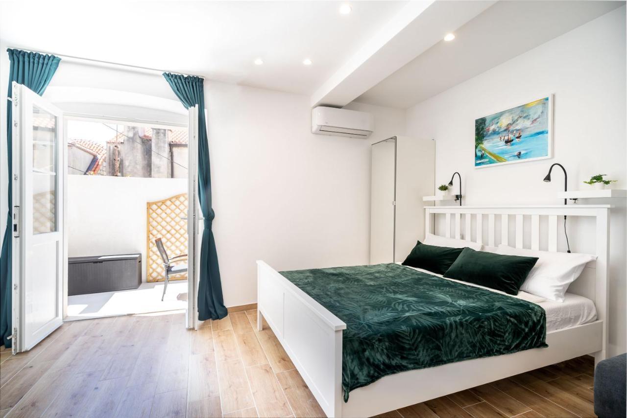Apartments Marta Цавтат Экстерьер фото